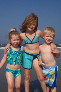 Morgan; Julia; Jimmy- Baby Parade